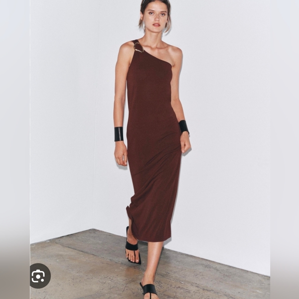 NWT Zara One-Shoulder Brown Midi Dress With Golden Broch Viscose Size S